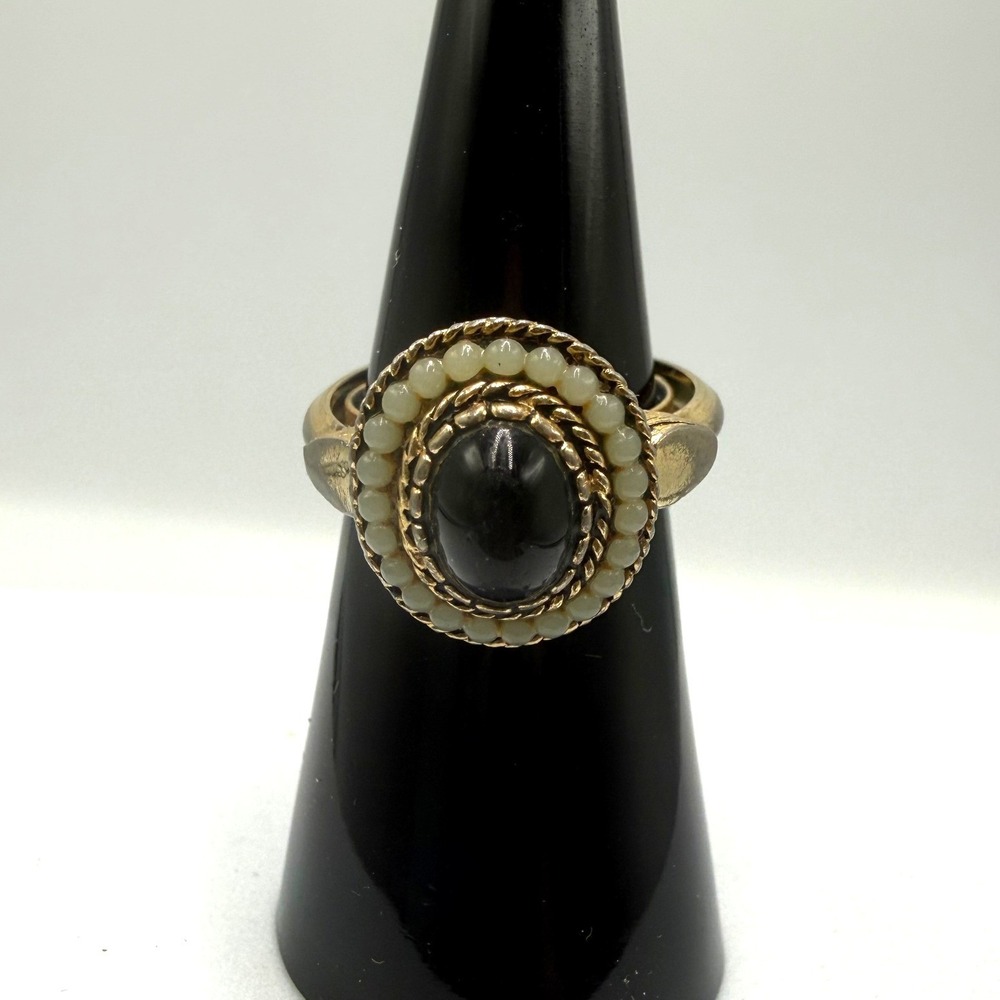 Vintage Avon Black‎ Cabochon Faux Pearl Gold Tone Adjustable Cocktail Ring